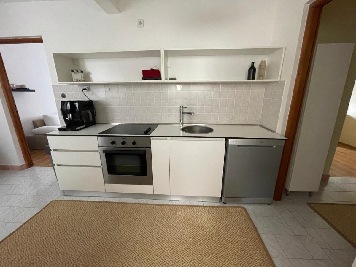 Holiday Home Cesarica Karlobag Luaran gambar