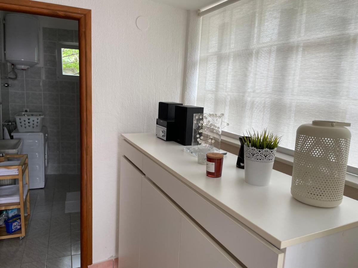 Holiday Home Cesarica Karlobag Luaran gambar